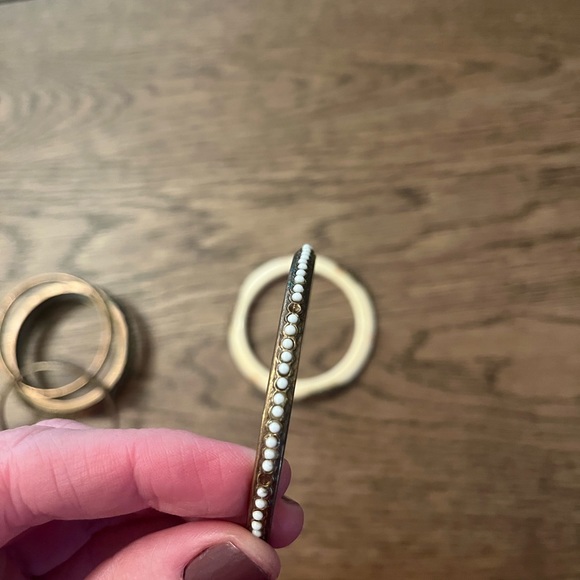 Aldo vintage looking bangles - Picture 3 of 5